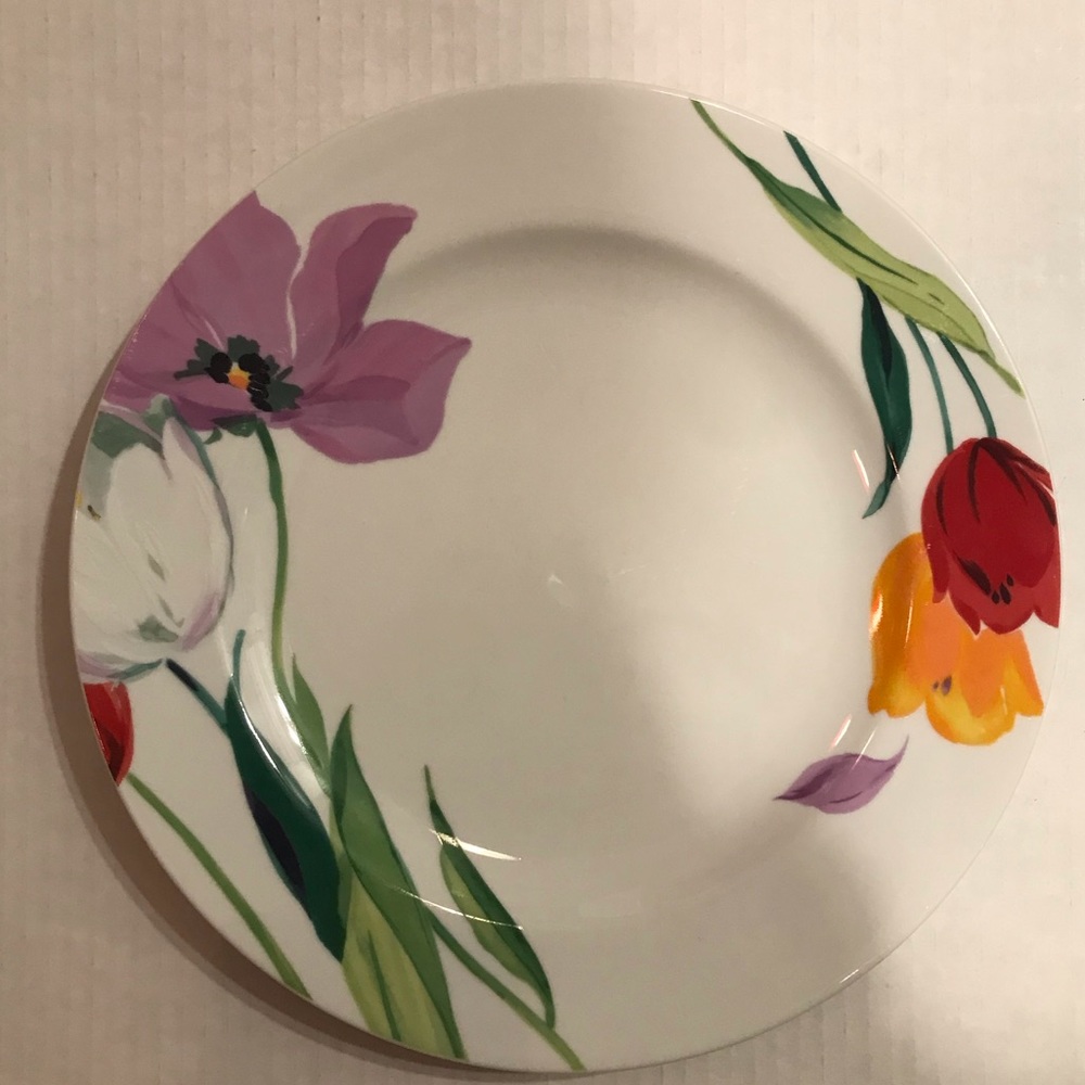 Set Of 2 Vintage Studio Nova “Flourish”Dinner Plates